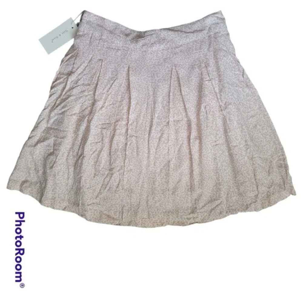 NWT Sim & Sam Pink Animal Print Skirt - S